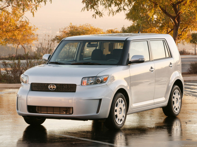 Scion xB фото