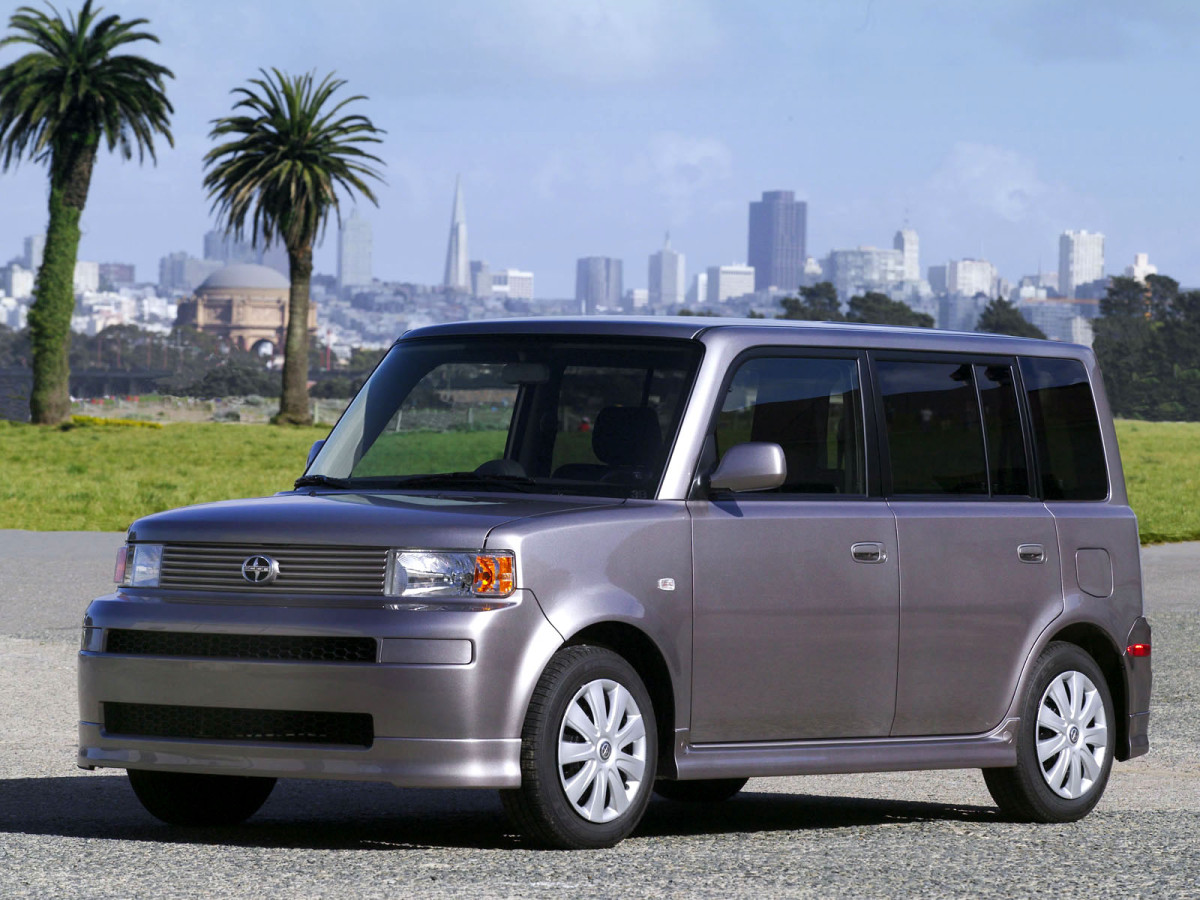 Scion xB фото 8162