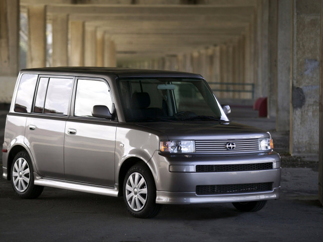 Scion xB фото