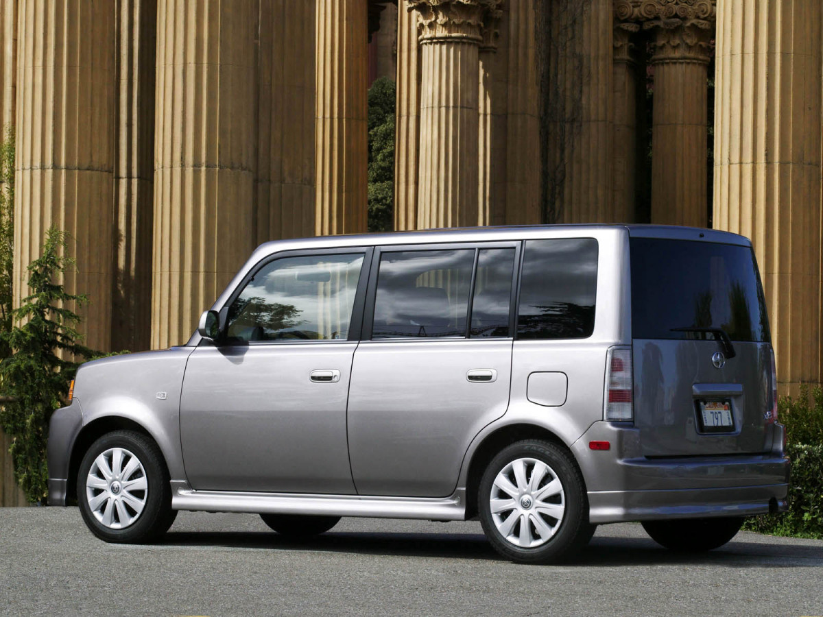 Scion xB фото 8170