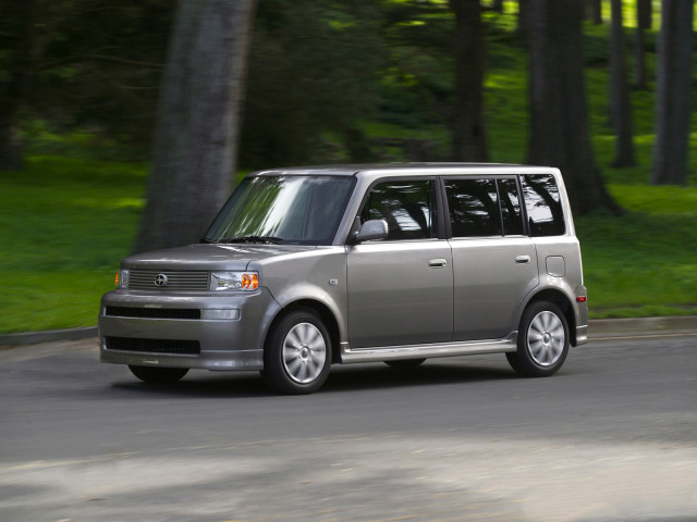 Scion xB фото