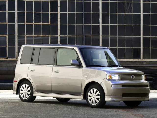 Scion xB фото