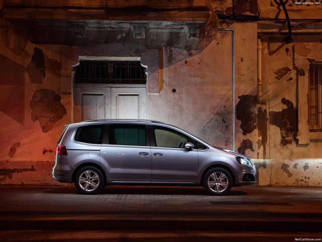 Seat Alhambra фото