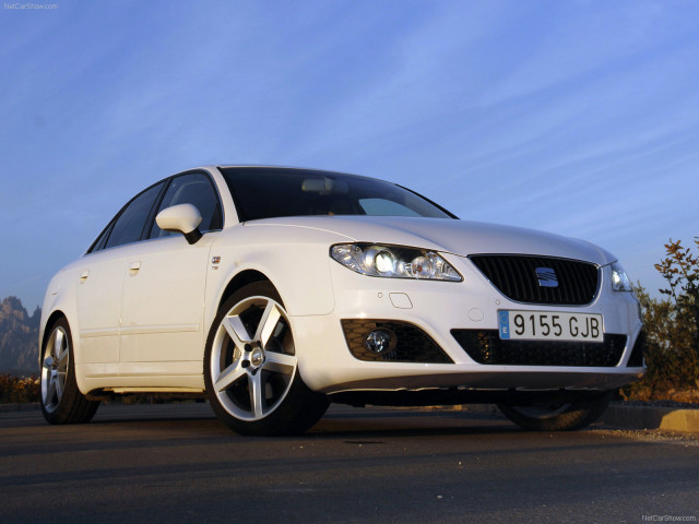 Seat Exeo фото