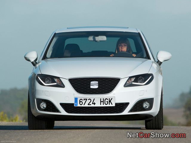 Seat Exeo фото