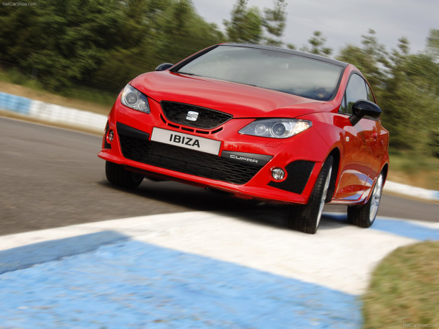 Seat Ibiza Cupra фото