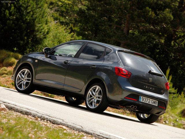 Seat Ibiza FR фото