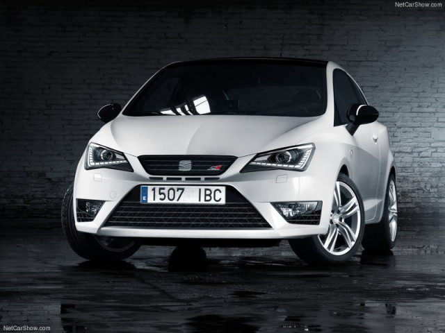 Seat Ibiza фото