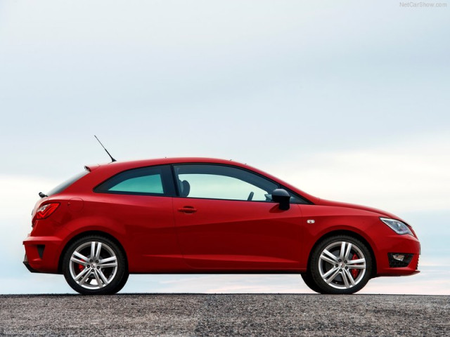 Seat Ibiza фото