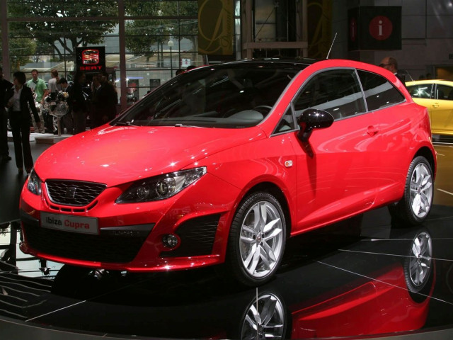 Seat Ibiza фото