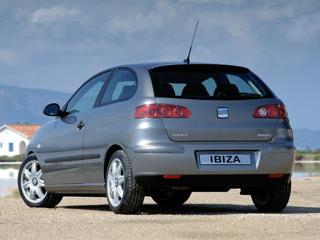 Seat Ibiza фото