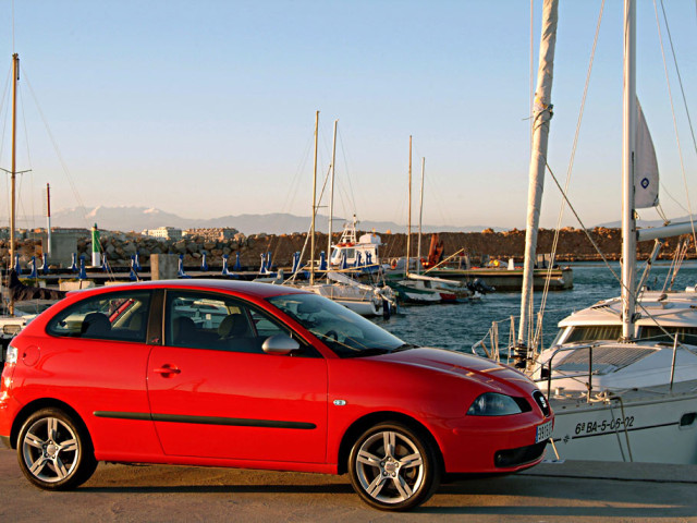 Seat Ibiza фото