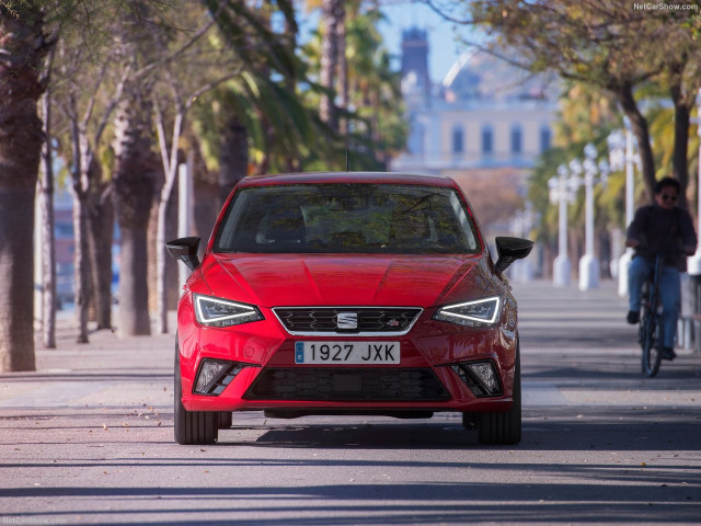 Seat Ibiza фото