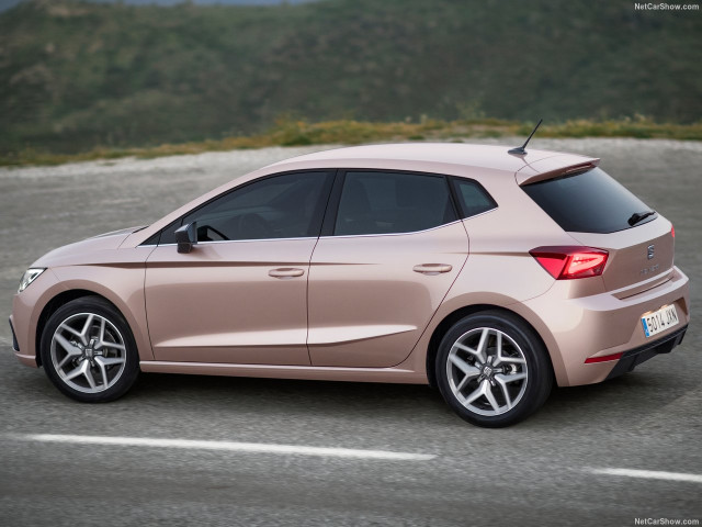 Seat Ibiza фото