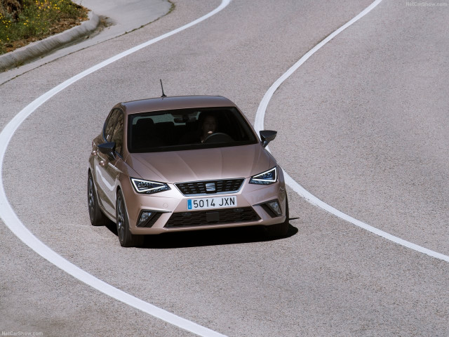 Seat Ibiza фото