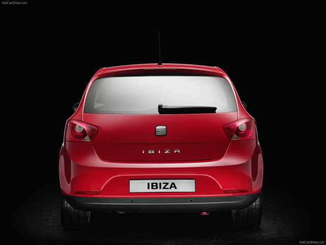 Seat Ibiza фото