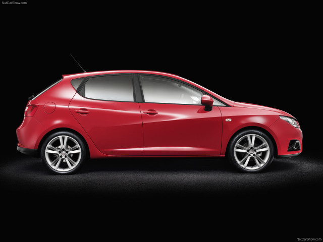 Seat Ibiza фото