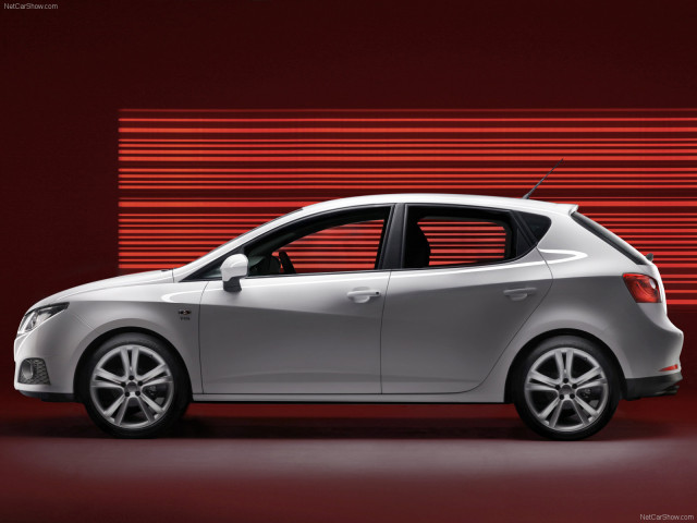 Seat Ibiza фото