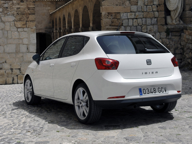 Seat Ibiza фото