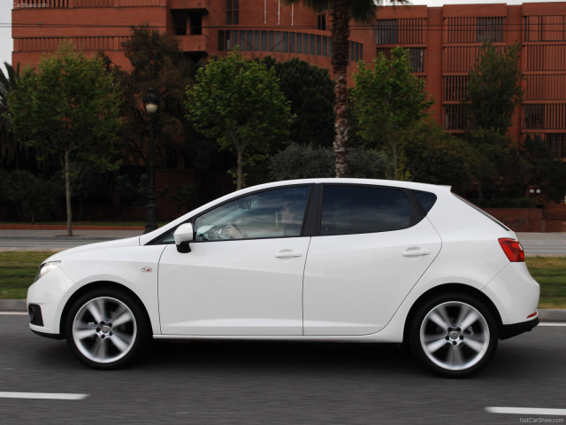 Seat Ibiza фото