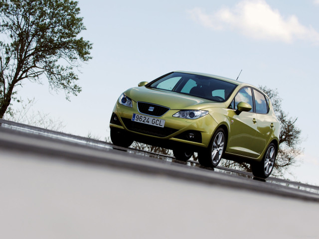 Seat Ibiza фото