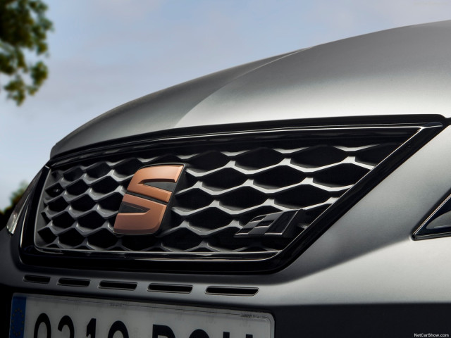 Seat Leon Cupra R фото