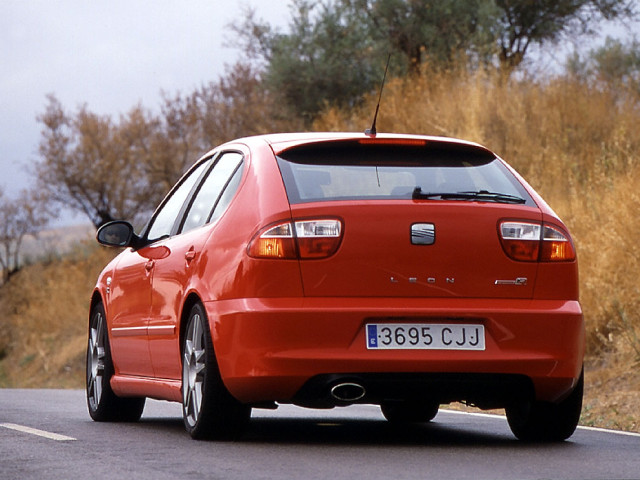 Seat Leon Cupra фото