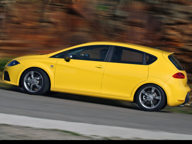 Seat Leon FR фото