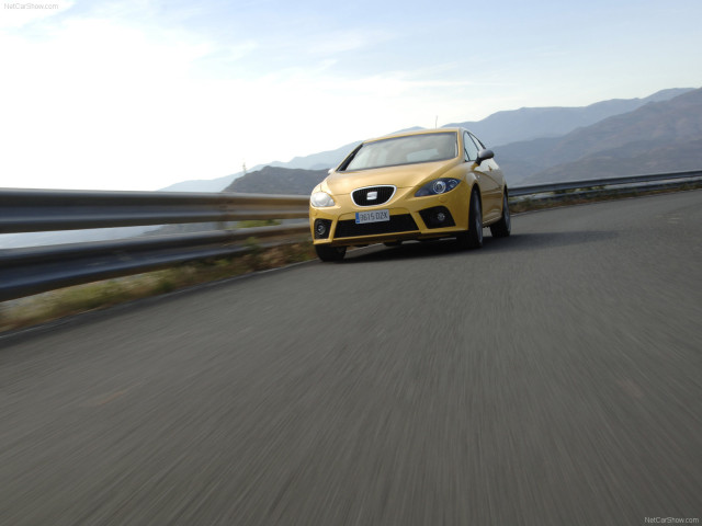 Seat Leon FR фото