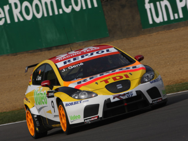 Seat Leon TDI WTCC фото