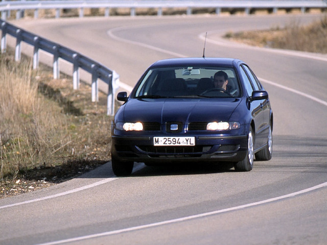 Seat Leon фото