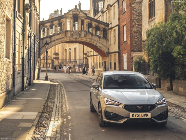 Seat Leon фото