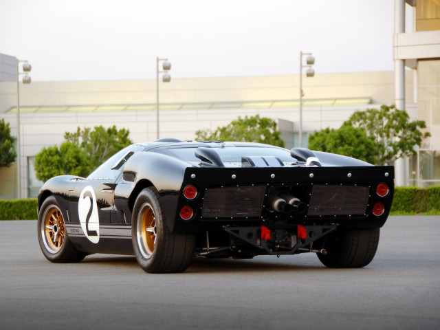 Shelby Distribution Shelby 85th Commemorative GT40 фото