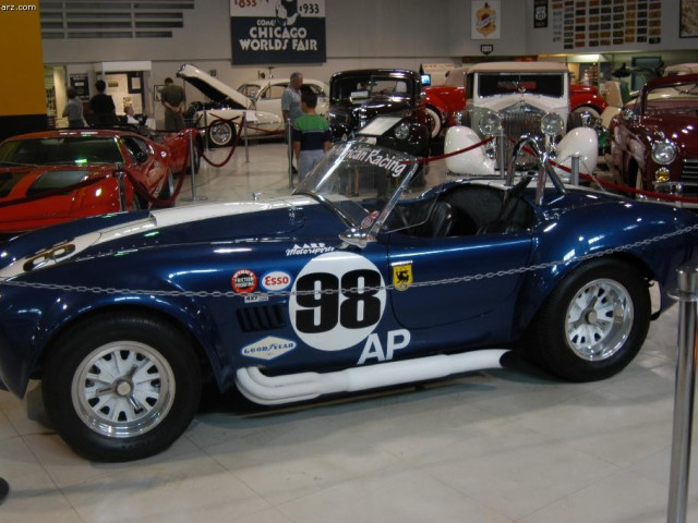 Shelby Super Cars Cobra 427 фото