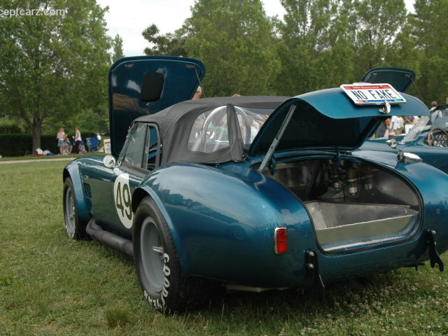 Shelby Super Cars Cobra 427 фото