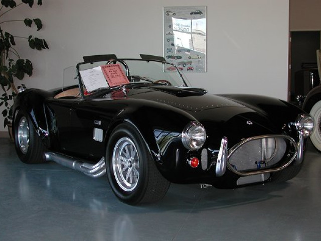 Shelby Super Cars Cobra 427 фото