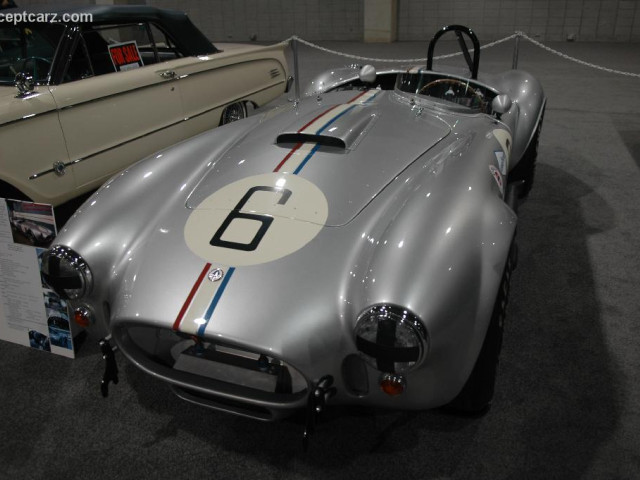 Shelby Super Cars Cobra фото