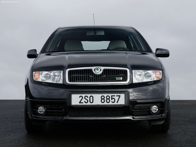 Skoda Fabia RS фото