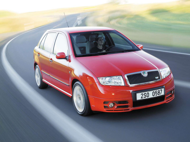 Skoda Fabia RS фото