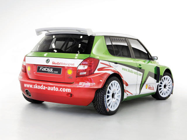 Skoda Fabia Super 2000 фото