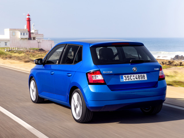 Skoda Fabia фото