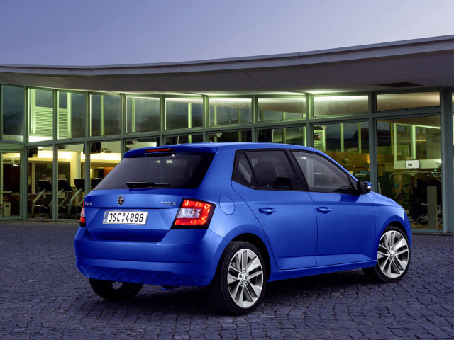 Skoda Fabia фото