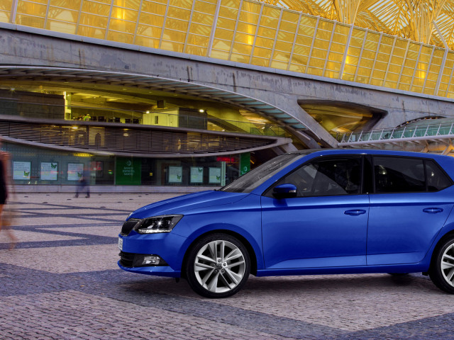 Skoda Fabia фото