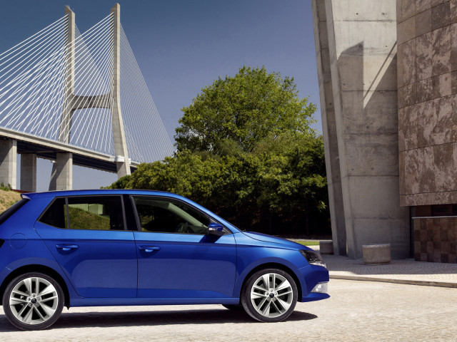 Skoda Fabia фото