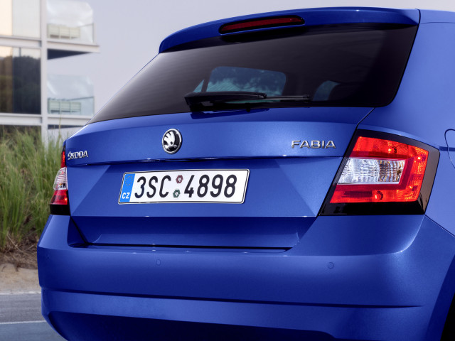 Skoda Fabia фото