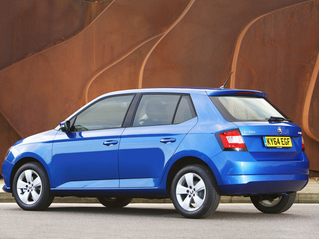 Skoda Fabia фото