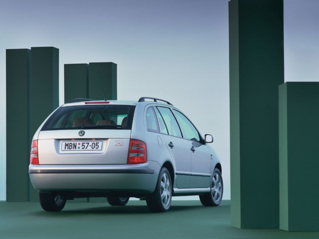 Skoda Fabia фото