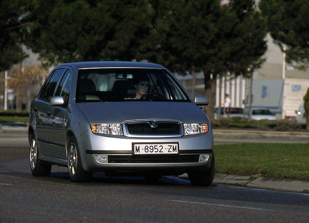 Skoda Fabia фото 16340