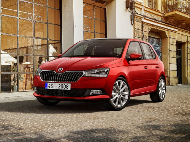 Skoda Fabia фото