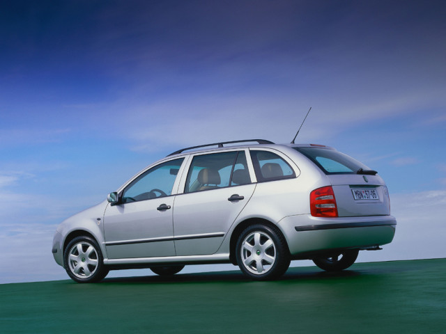 Skoda Fabia фото